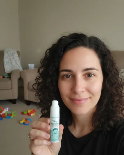 Click to view full screen Tiny Teether Roll-On™ - Fogzásra photo review